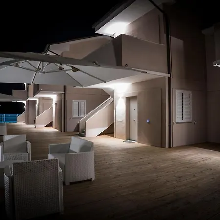 Balconi Del Conero Hotel apartamentowy